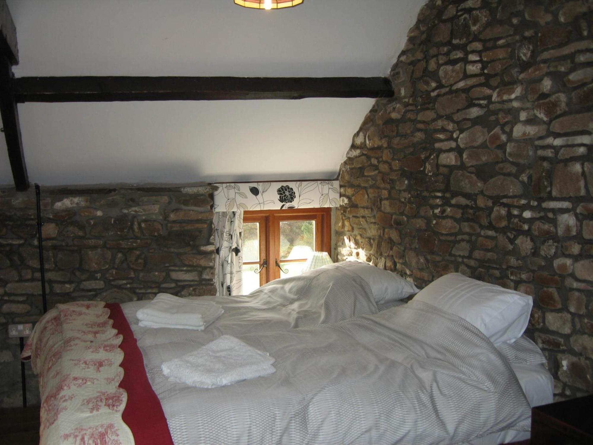 Tunnel Cottages At Blaen-Nant-Y-Groes Farm Абердар Номер фото